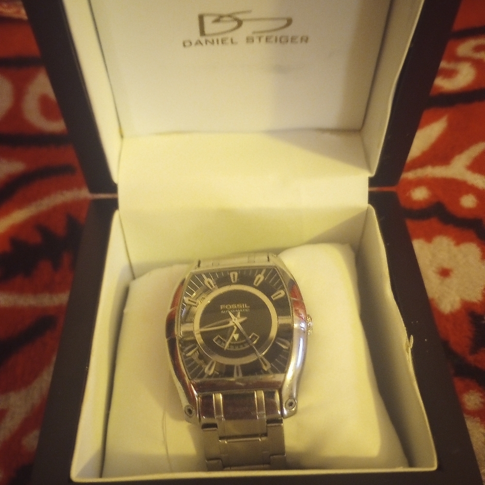 Men's watch
